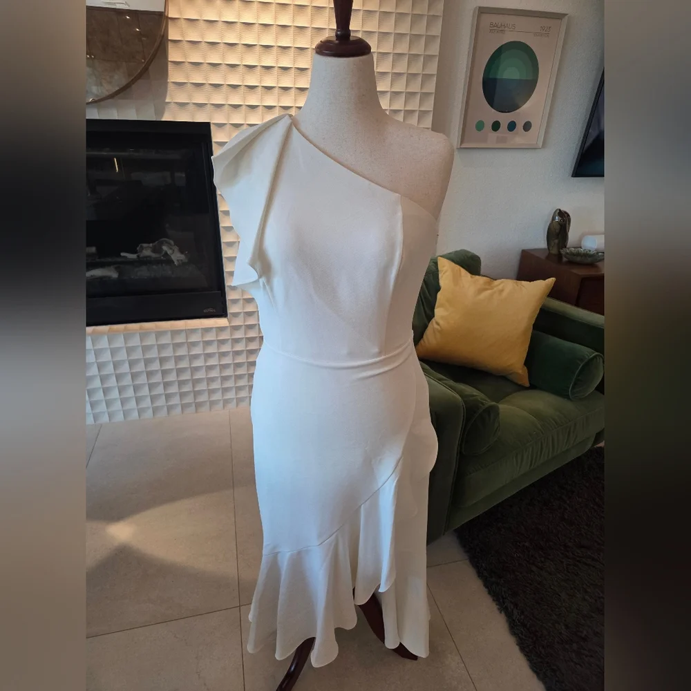 NWT White House Black Market One Shoulder Midi Dress Ecru in Ivory/White Size 10 - Picture 2 of 6